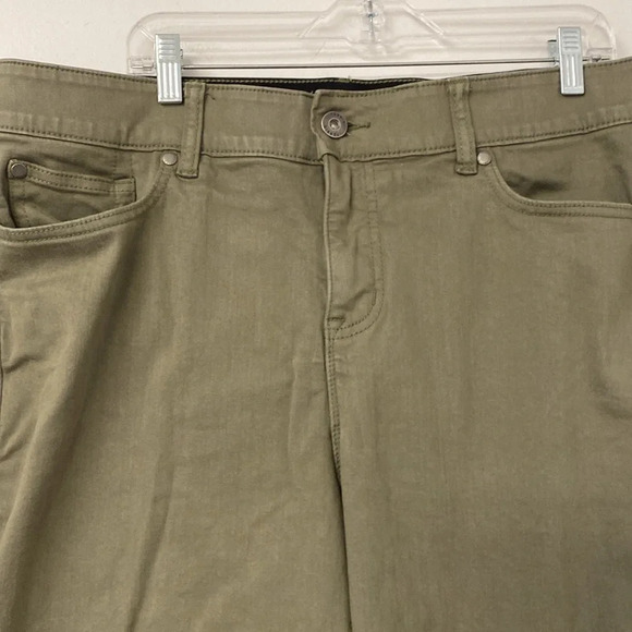 Torrid Pants Feel the Fit Super Soft Crop Bombshell Skinny Womens Size 20 - Picture 2 of 9